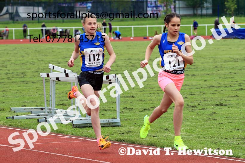 Girls Under-13s 800 metres, 2023 North Eastern Track and Field Champs., Middlesbrough Sports Village, Middlesbrough. Photo: David T. Hewitson/Sports for All Pics